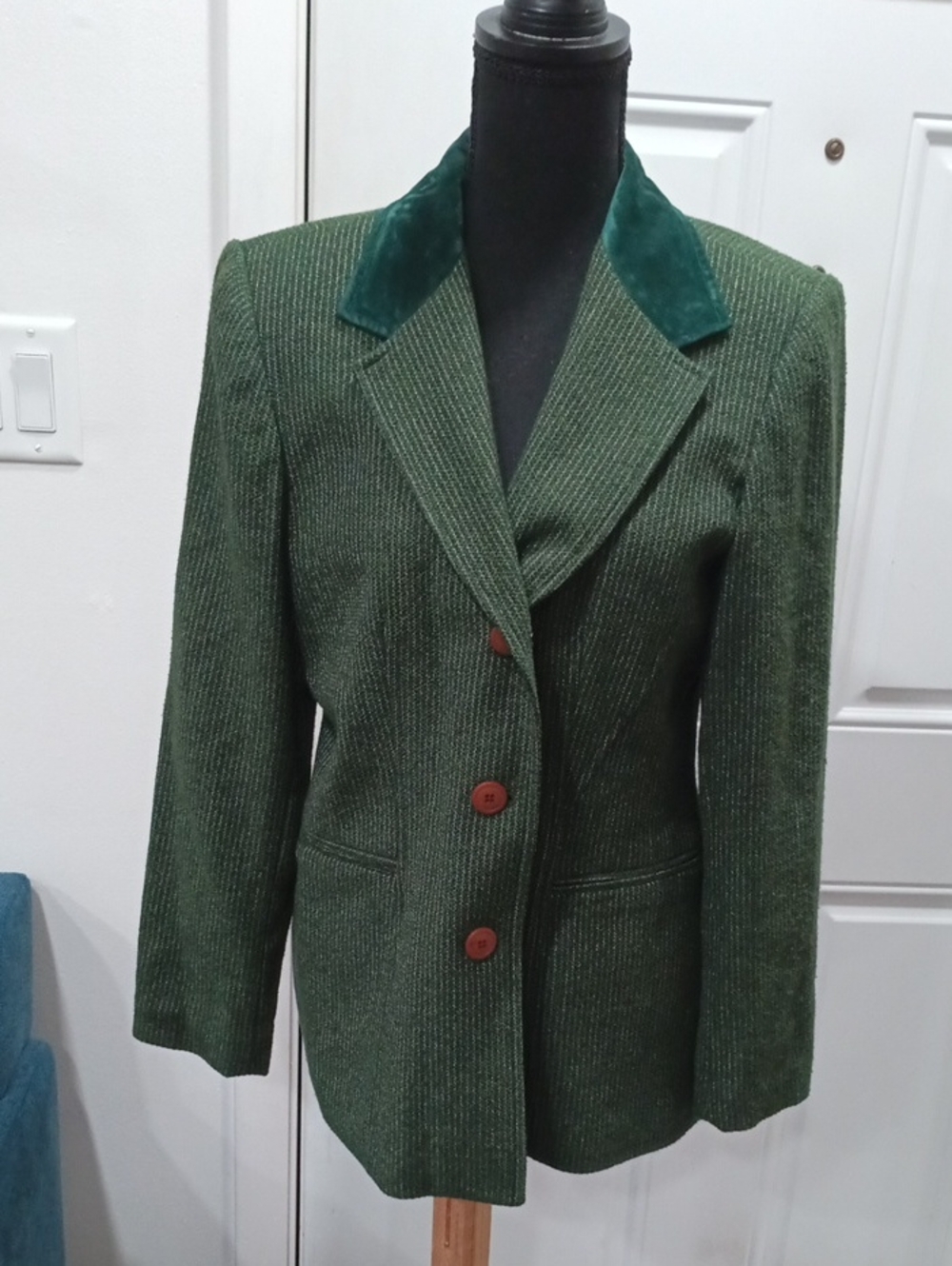 Norton McNaughton Forest Green Blazer with Velvet Collar